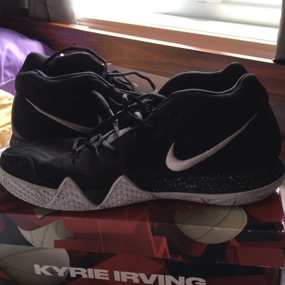 Men’s Nike Kyrie 4 Ankletaker Colorwear - Picture 3 of 6